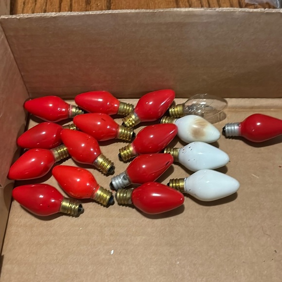 Christmas Bulbs C9 7W 120V Replacement Lights Red, White, Orange - Picture 1 of 5